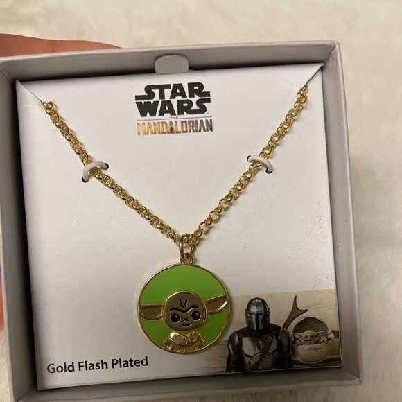 New Disney The Mandalorian baby yoda the child pendant - Picture 1 of 7